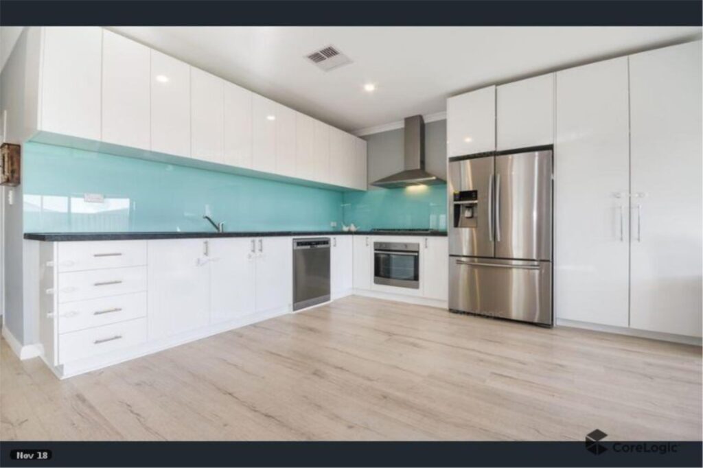 Agent226 Rental Extra 2266368