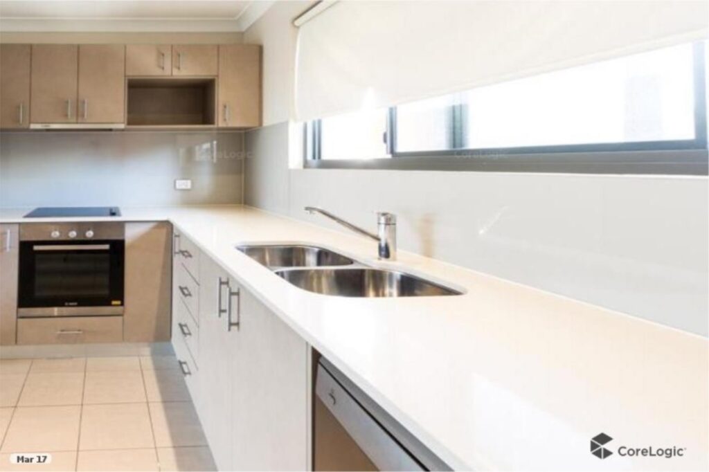 Agent226 Rental Extra 2323824