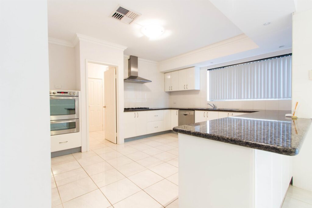 Agent226 Rental Extra 2345729