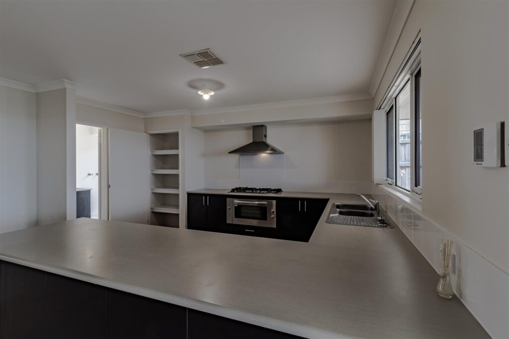 Agent226 Rental Extra 2367734