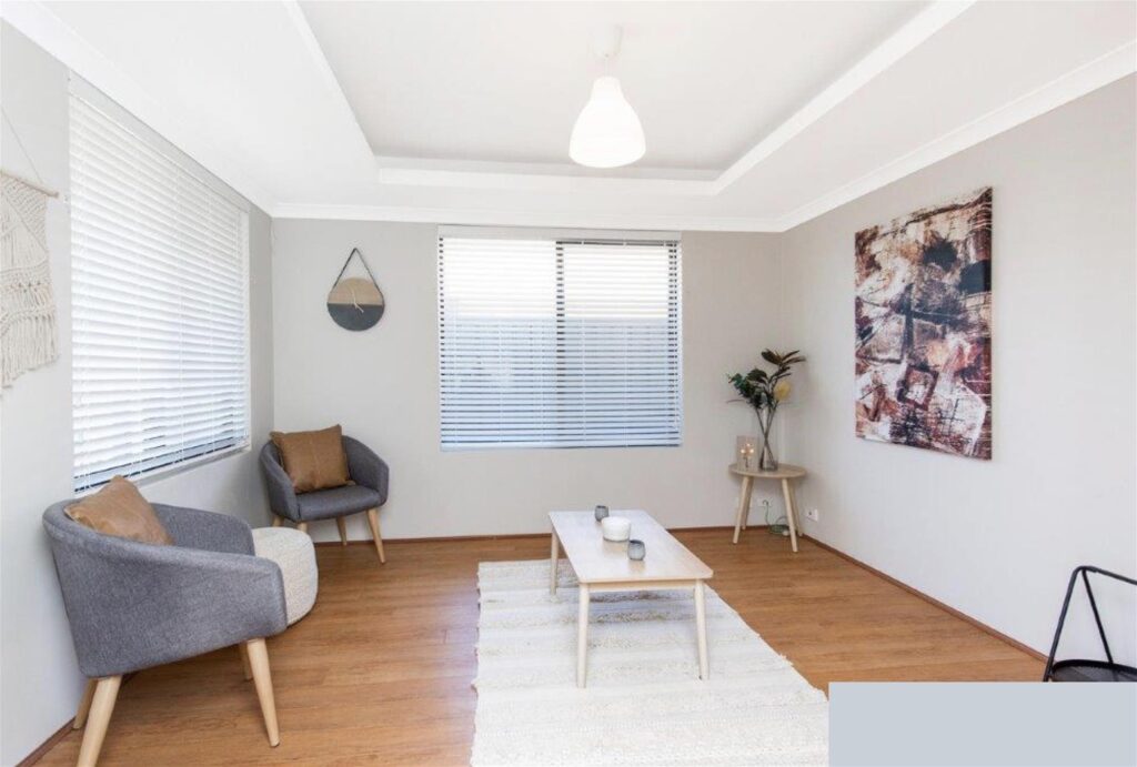 Agent226 Rental Extra 2425145
