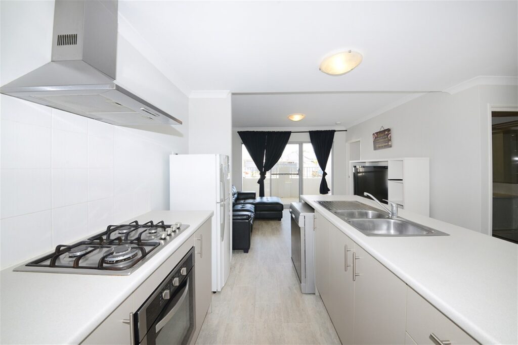 Agent226 Rental Extra 2765750