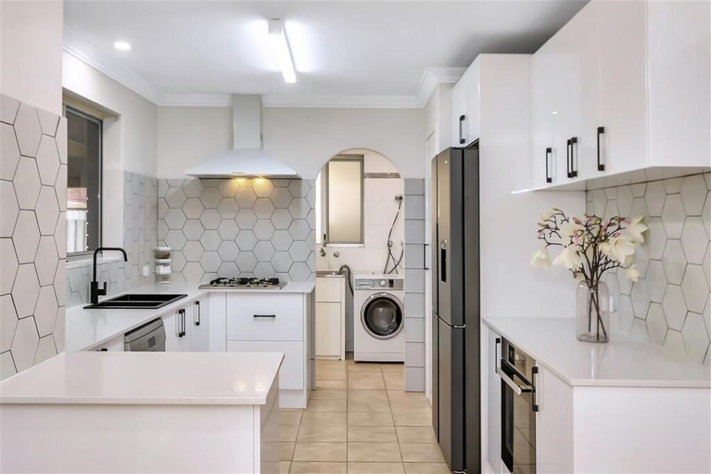 Agent226 Rental Extra 2848459