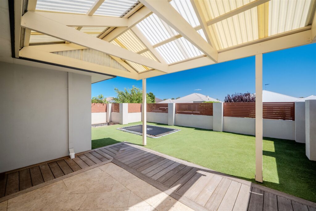 Agent226 Rental Extra 4242999