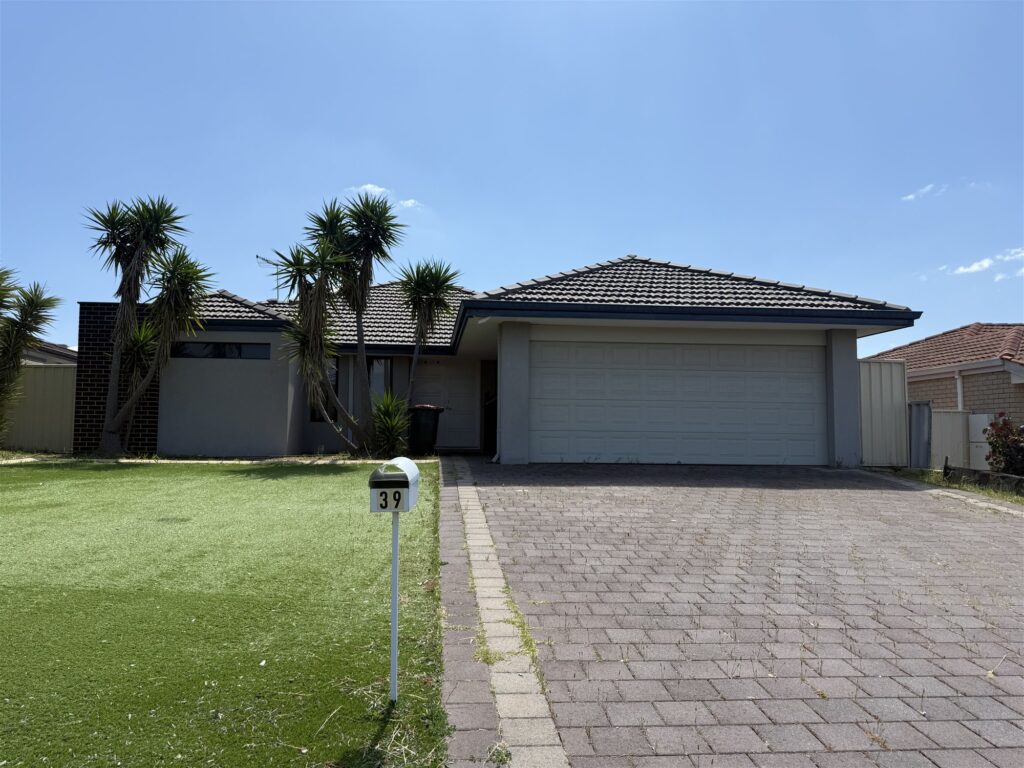 Agent226 Rental Extra 4643528