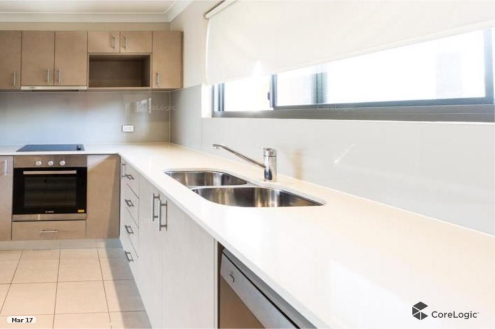 62/2 Molloy Promenade
