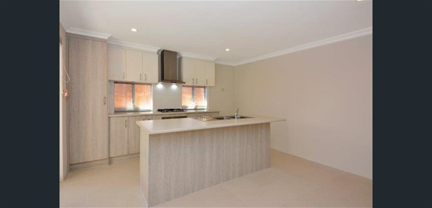 3/2 Redheart Road