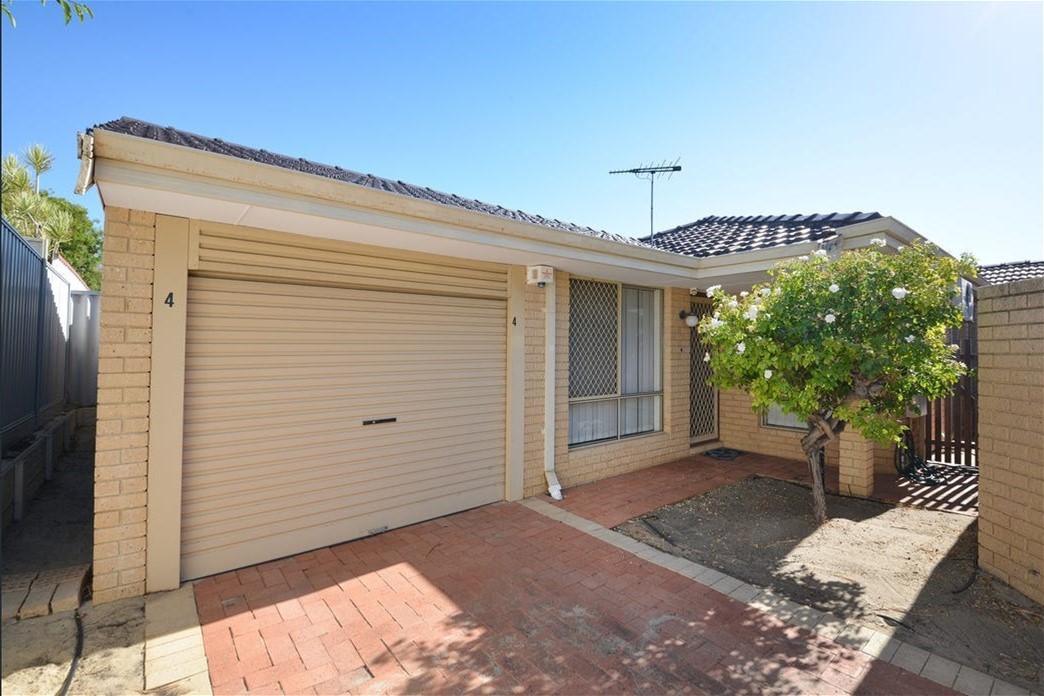 4/96 Swan Street