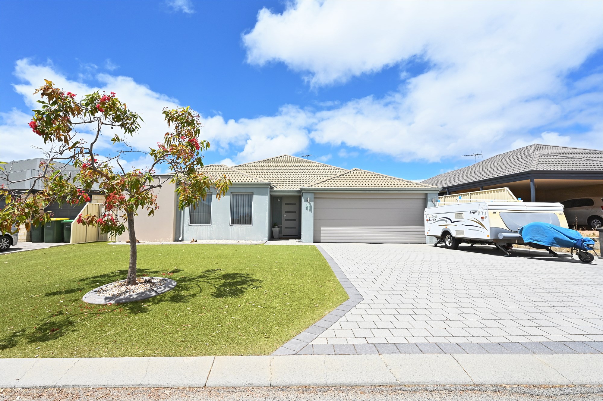 42 Tussock Elbow
