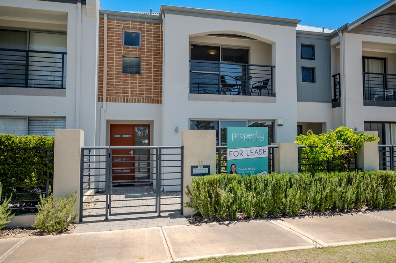 33 Ladera Drive
