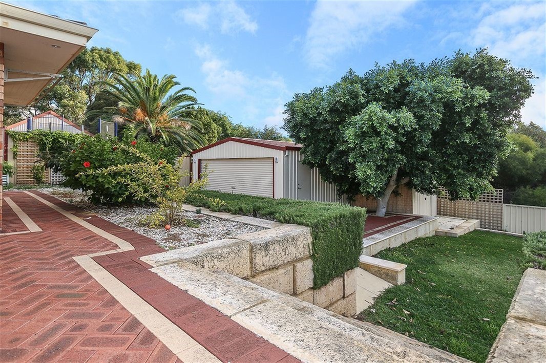 85 Lagoon Drive