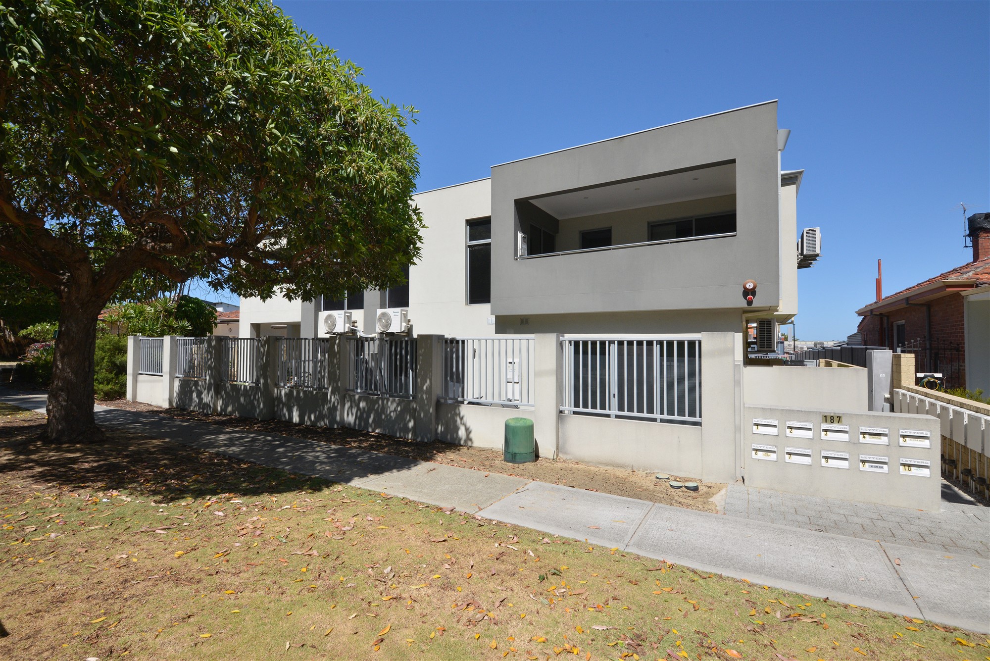 6/187 Waterloo Street