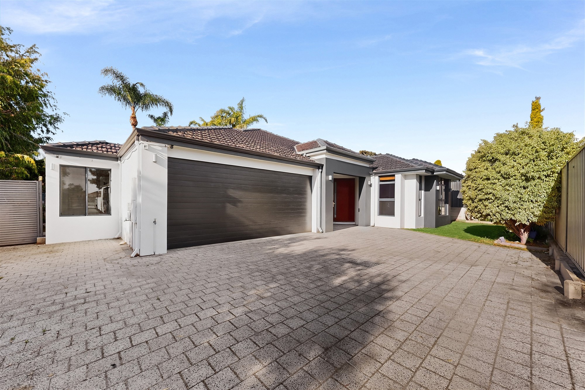 25a Elliot Road