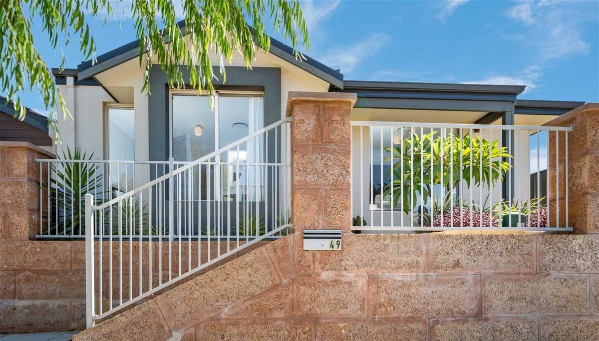 49 Azolla Street