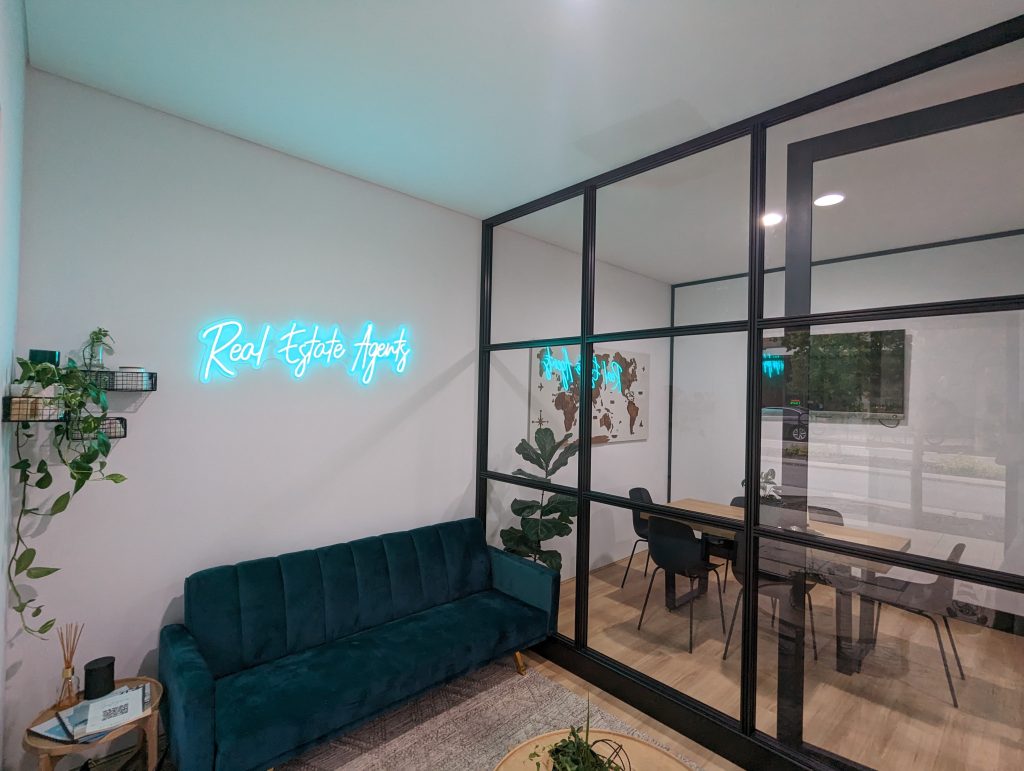 Modern Office With Teal Accents